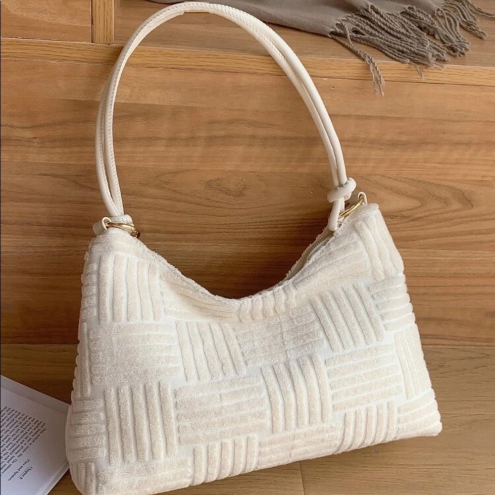 BRAND NEW!!! Boho Bag with zipper and gold details.